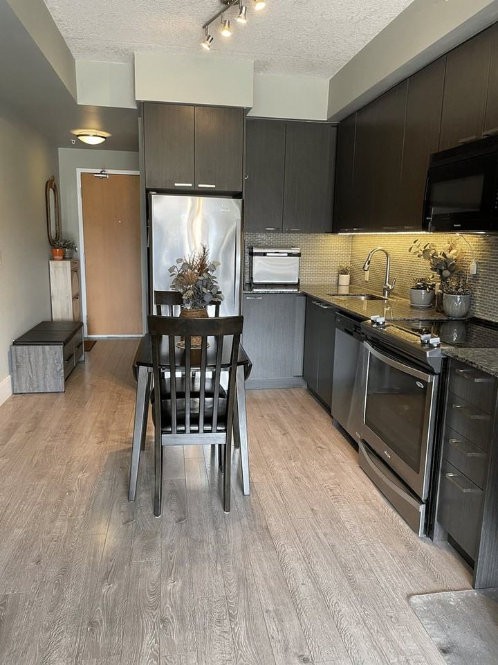 155 St Leger St - Photo 3 of 16