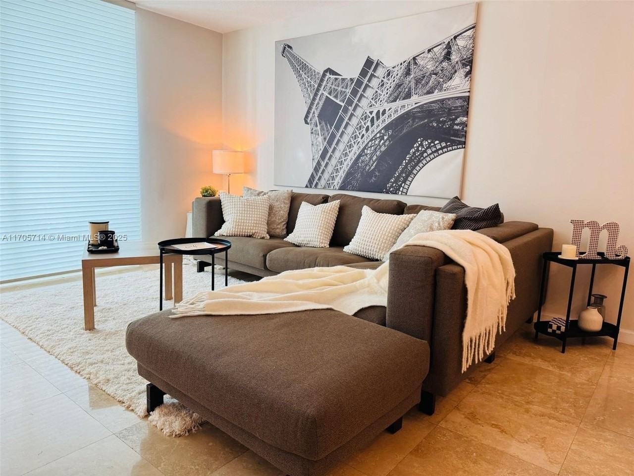 1200 Brickell Bay Dr #3220 - Photo 4 of 50