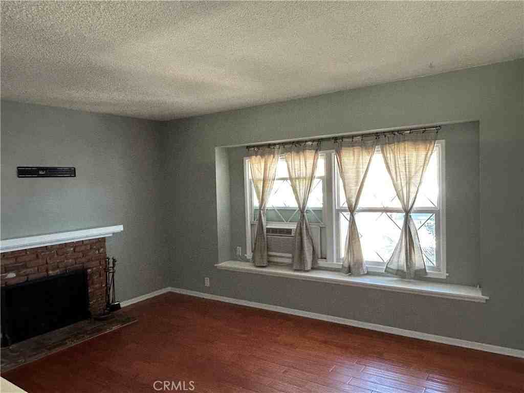 22823 Date Ave - Photo 5 of 27