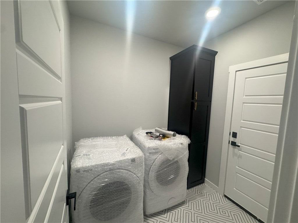 2 Cawood Dr - Photo 4 of 34