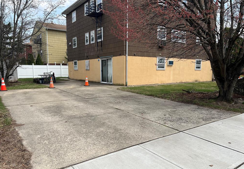 2 Mccabe Ct - Photo 3 of 12