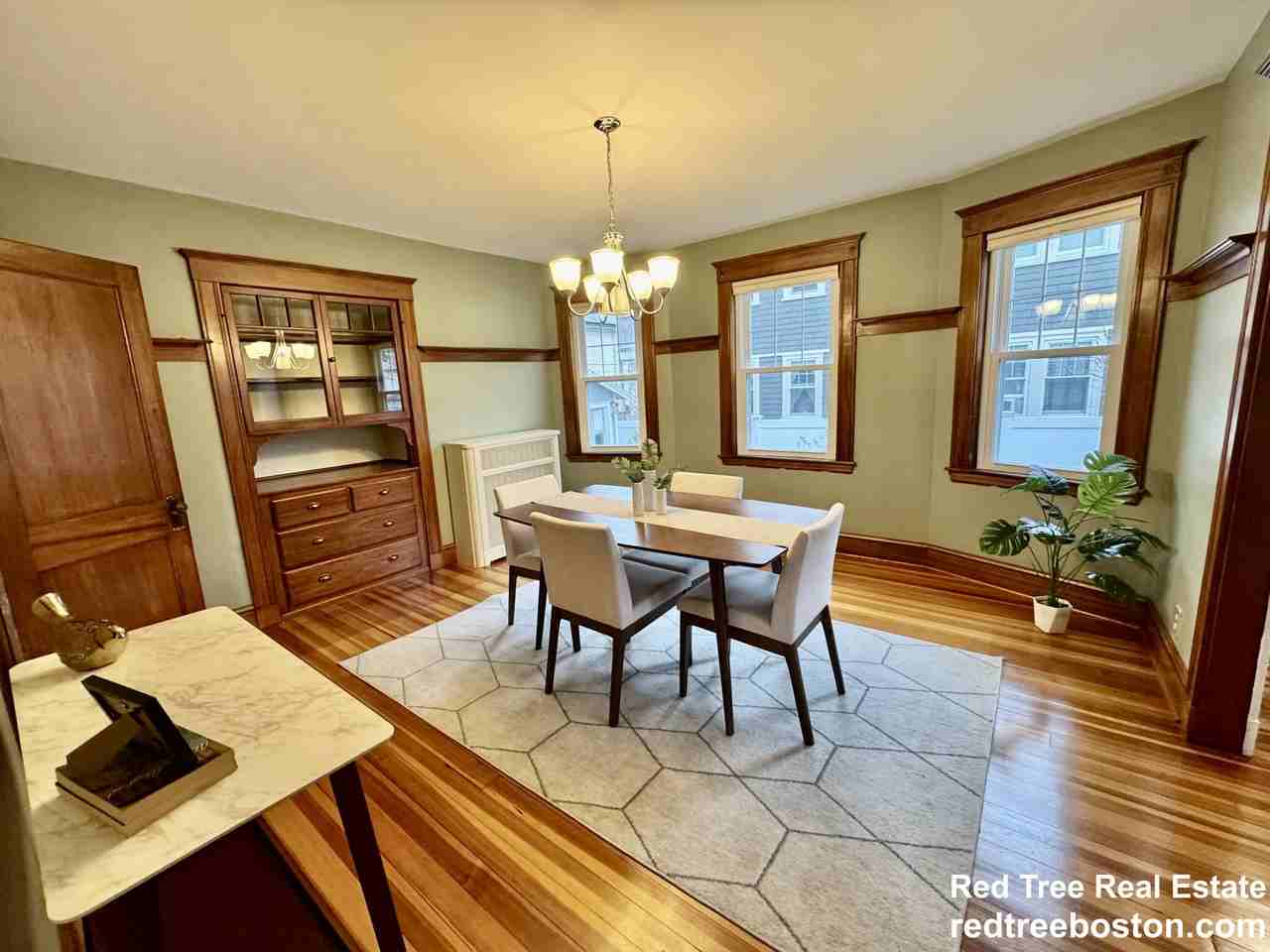 324 Beech St #1 - Photo 4 of 16