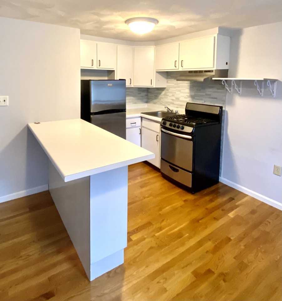 145 Princeton St #3 - Photo 2 of 8