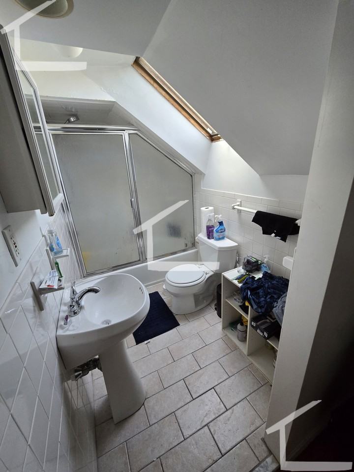 101 Summer St #1 - Photo 4 of 9