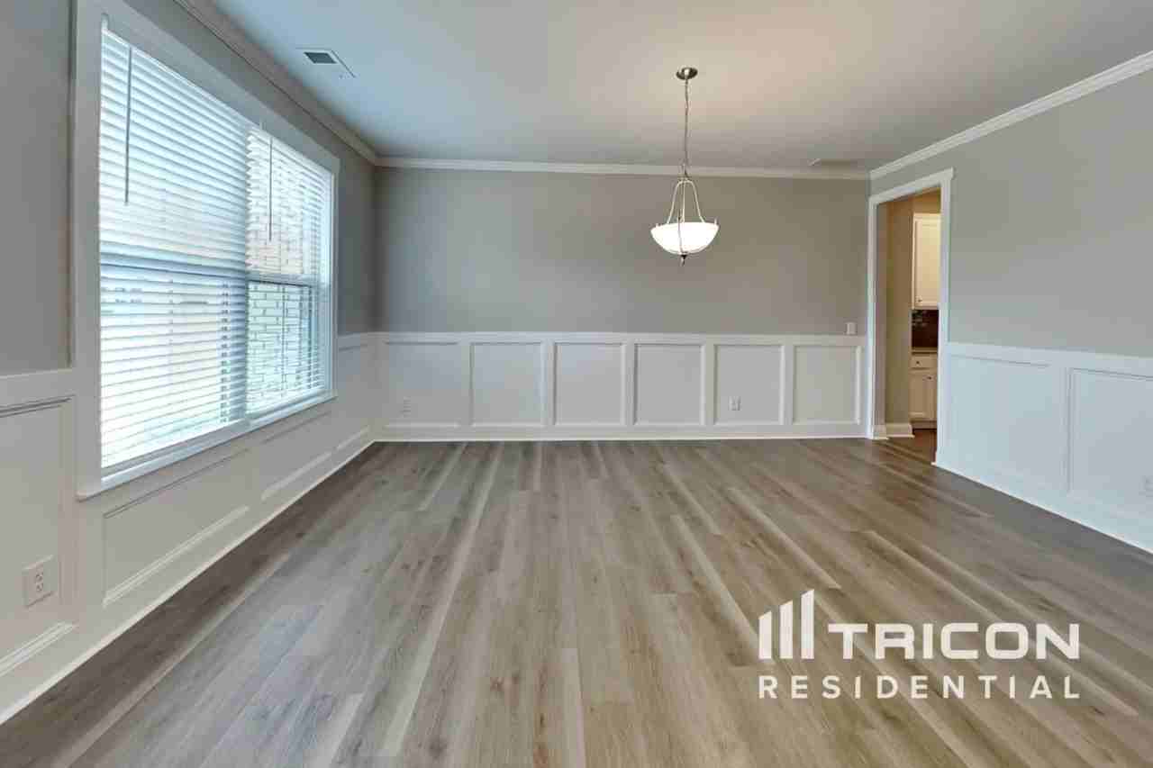 3715 Wartrace Dr Atlanta GA - Photo 3 of 23