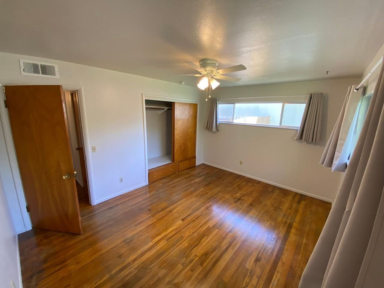 2340 Fern Ave - Photo 6 of 15