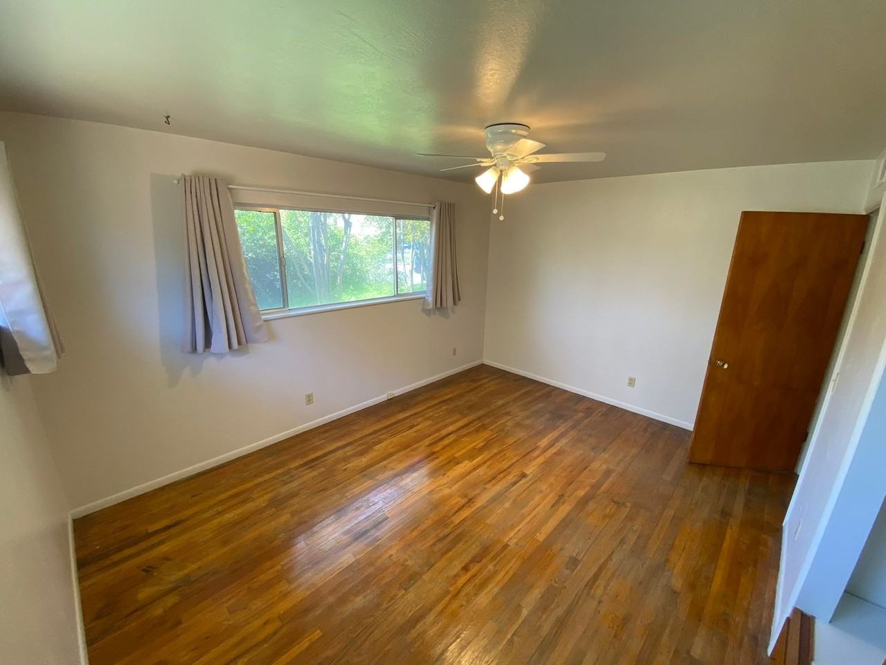 2340 Fern Ave - Photo 7 of 15