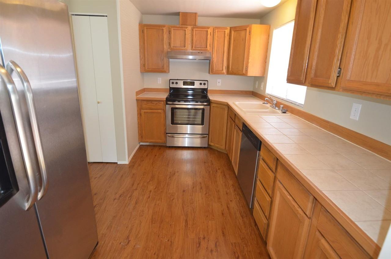 21411 SE 265th Pl - Photo 3 of 17