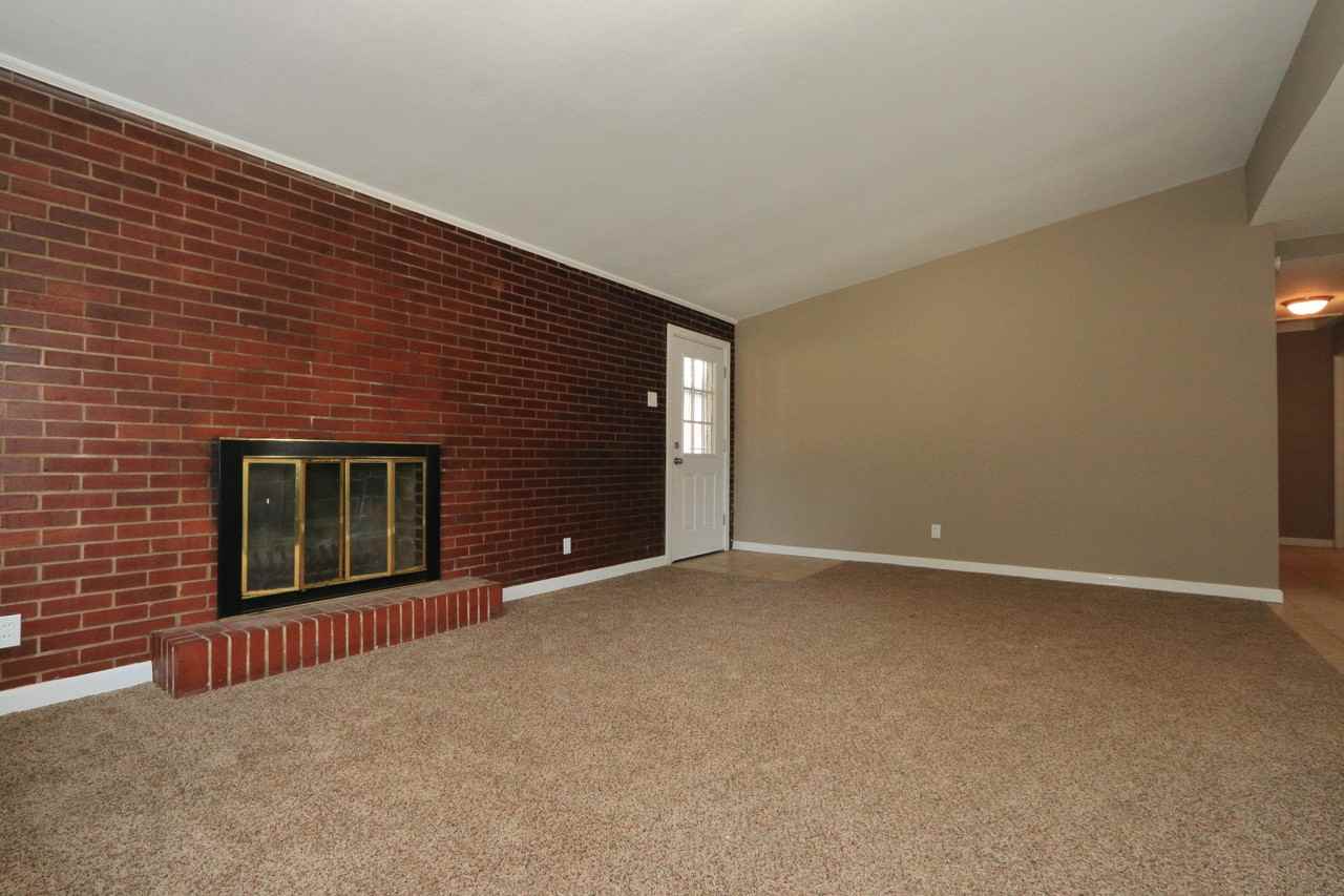 6912 Midwood Ave - Photo 2 of 13