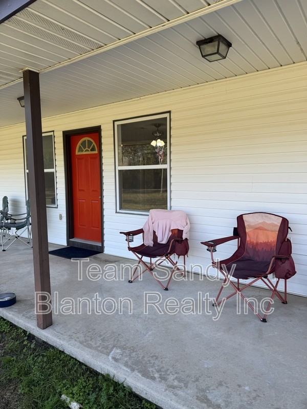 2295 Chippendale Rd - Photo 2 of 28