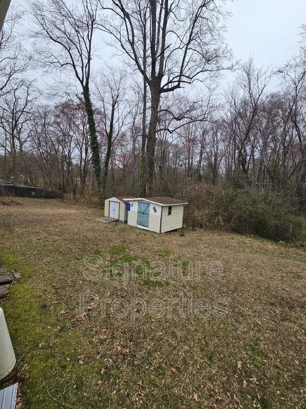 25718 Dinwiddie Ave - Photo 2 of 13