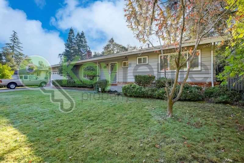 6612 Stanley Ave - Photo 6 of 37