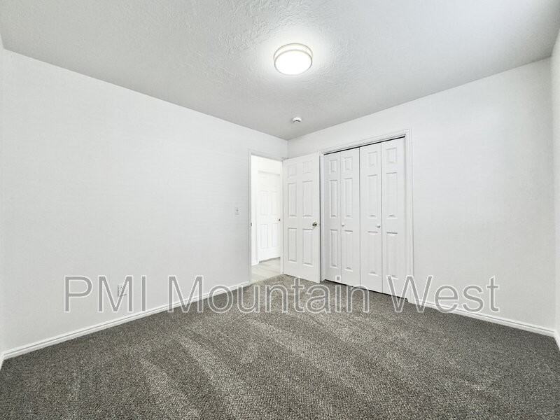 49 Sw C1 - Photo 7 of 16