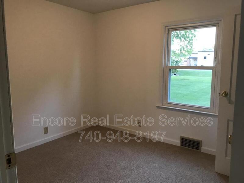 448 Moull St - Photo 6 of 14