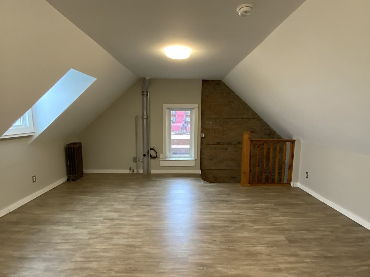 119 N 7Th Ave W - Photo 2 of 10