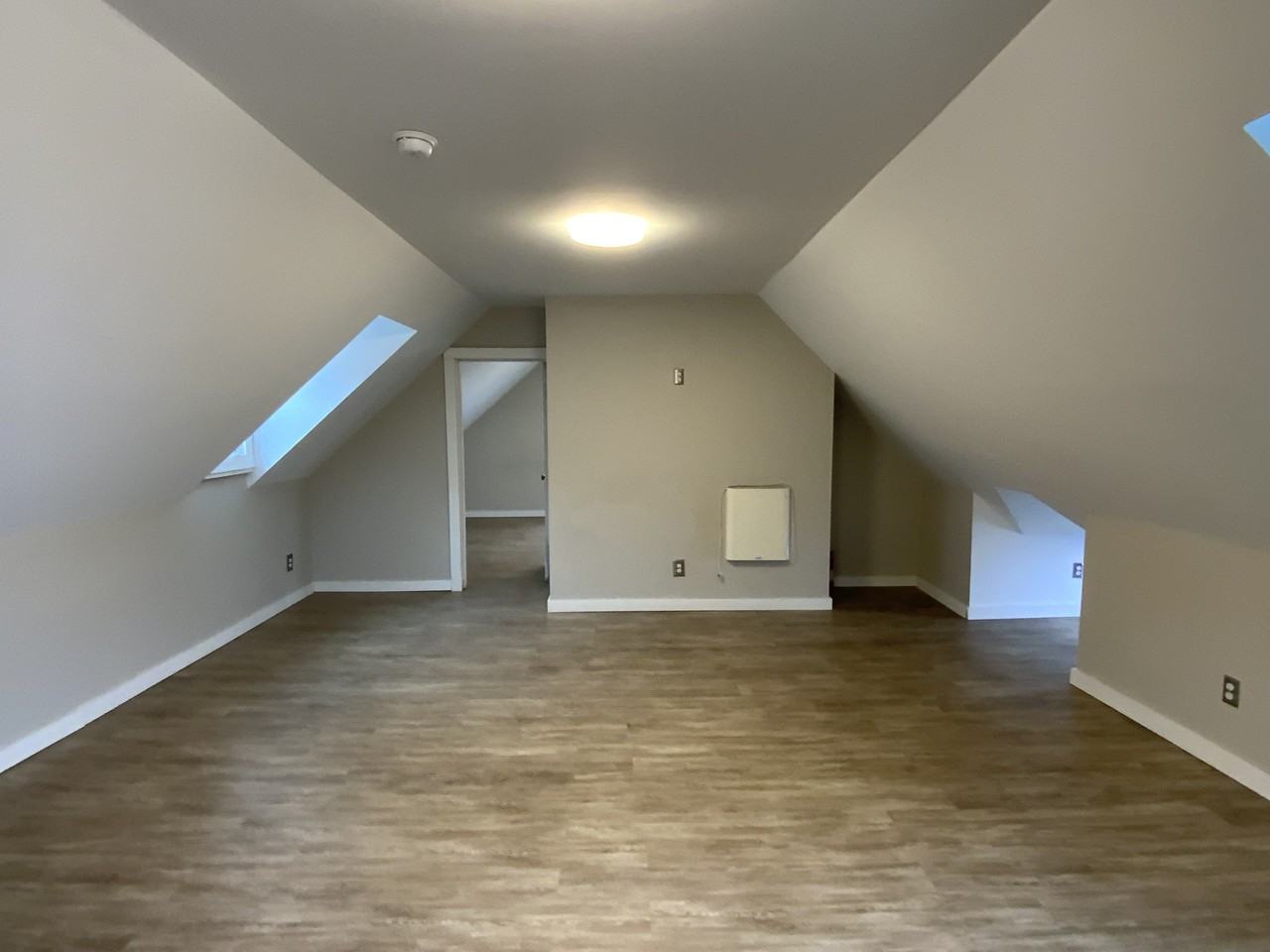 119 N 7Th Ave W - Photo 3 of 10