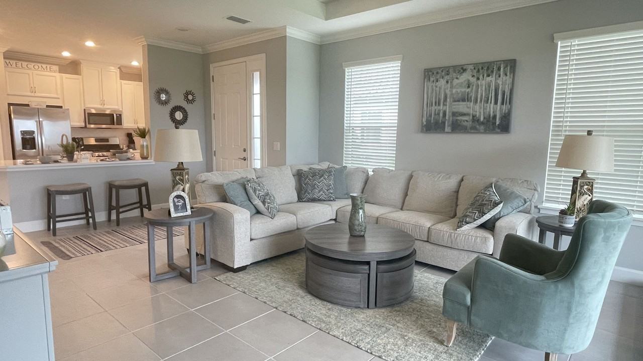 4746 Tortona Ct - Photo 7 of 44