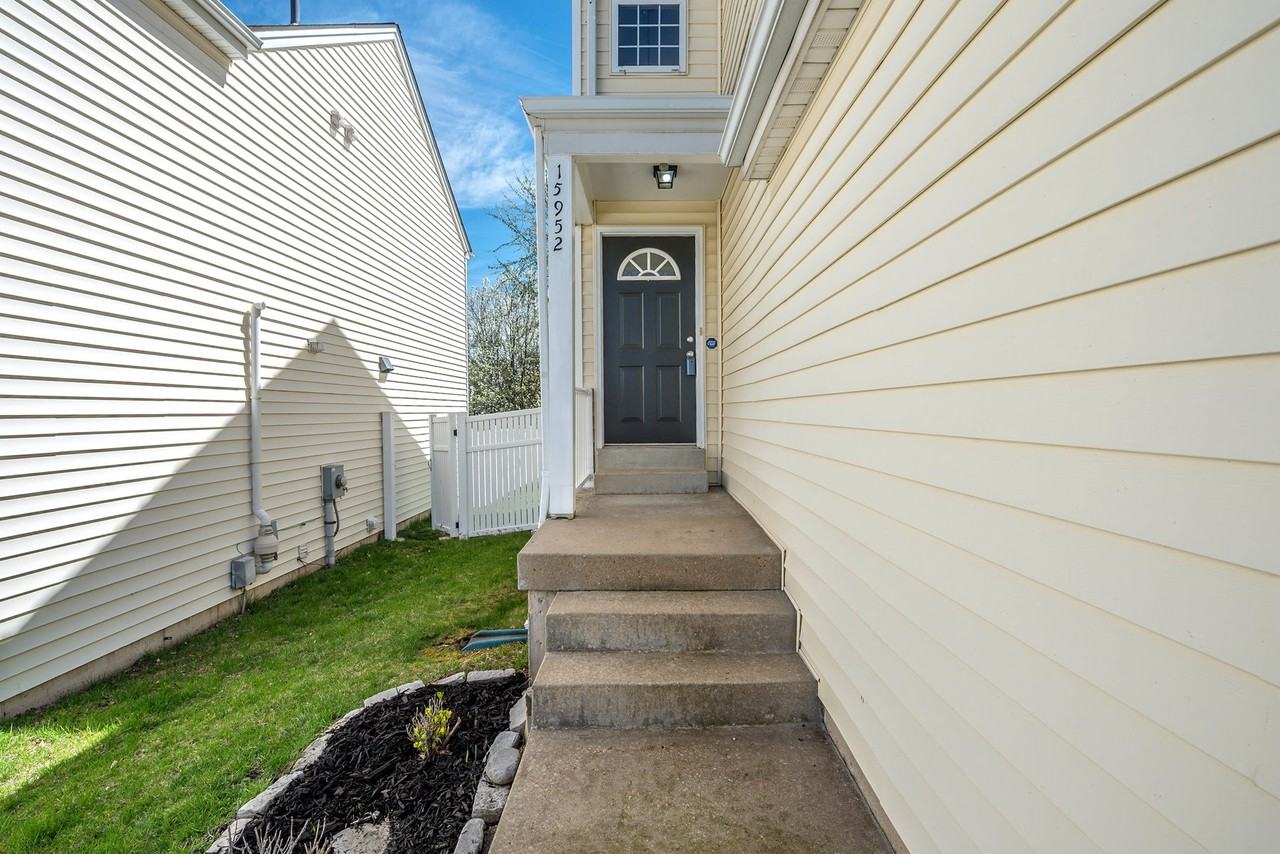 15952 Sandalwood Creek Dr #NA - Photo 4 of 33