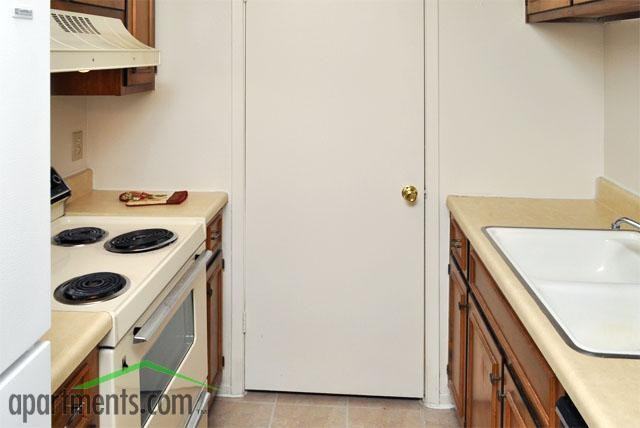 2521 Wolford #2230b - Photo 3 of 12