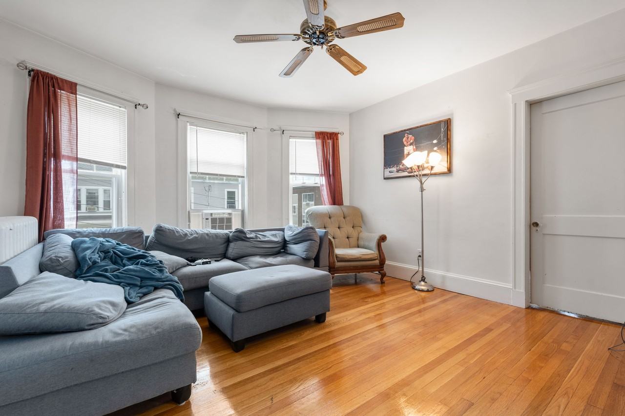 8 Malbert Rd #2 - Photo 4 of 25