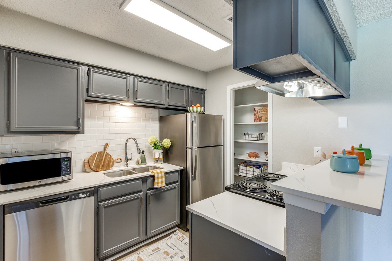 The Reid Apartments - Photo 2 of 23