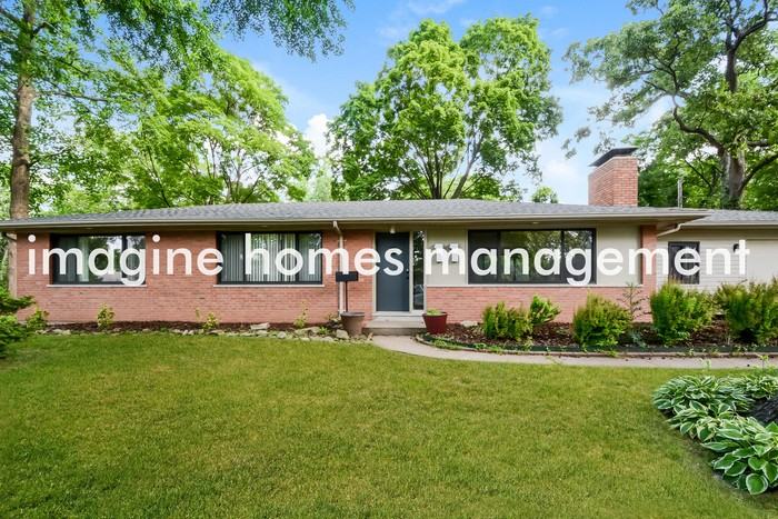 11 Fortune Ln - Photo 2 of 16