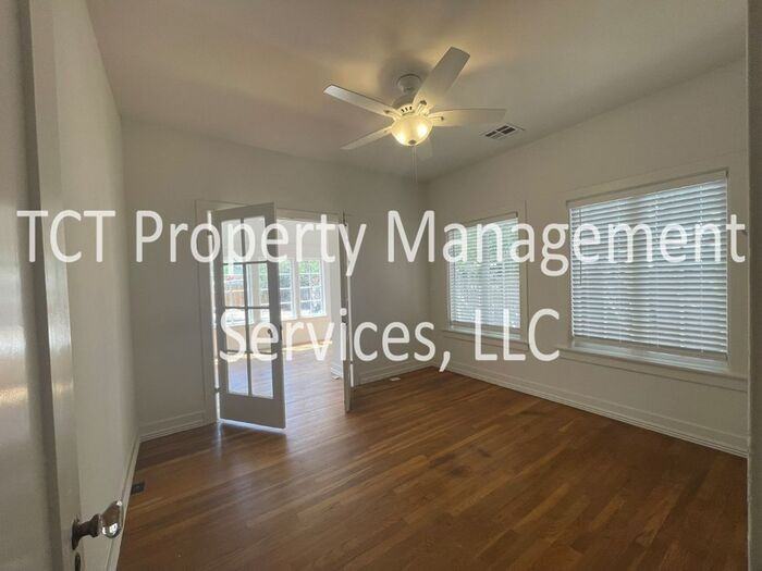 917 W Willetta St - Photo 2 of 9