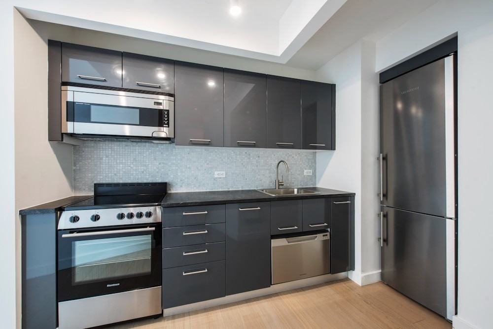 Exchange Pl #1206 - Photo 3 of 9