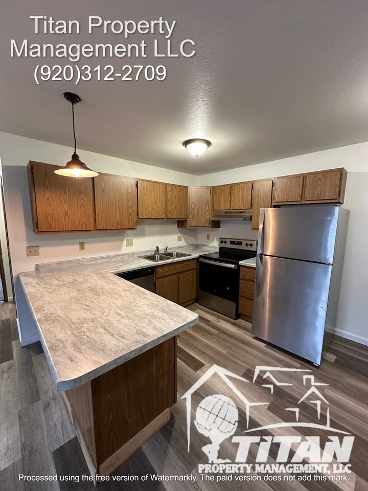 2501 Honey Lou Ct - Photo 2 of 10