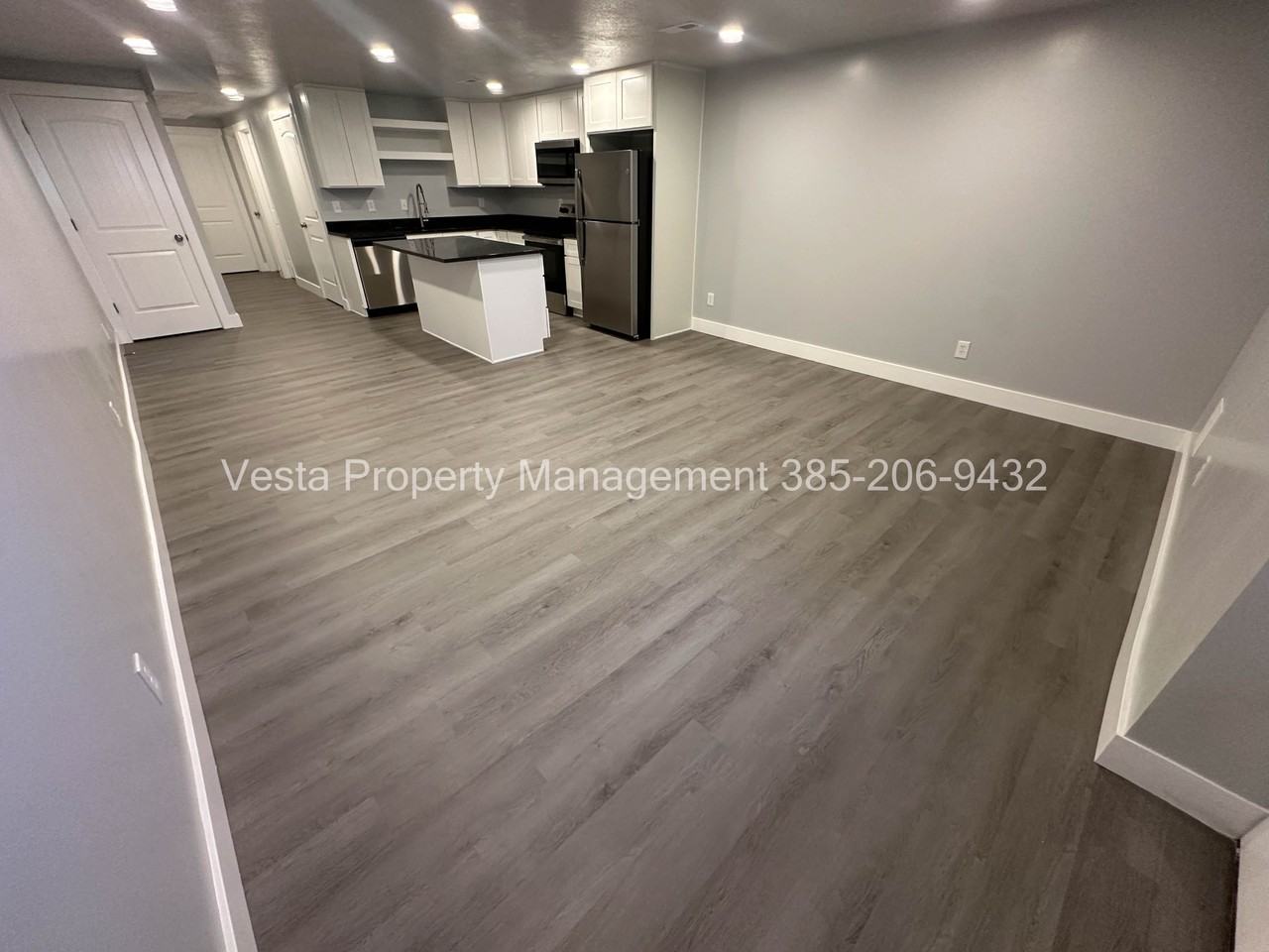 7806 South 875 West - Photo 2 of 11