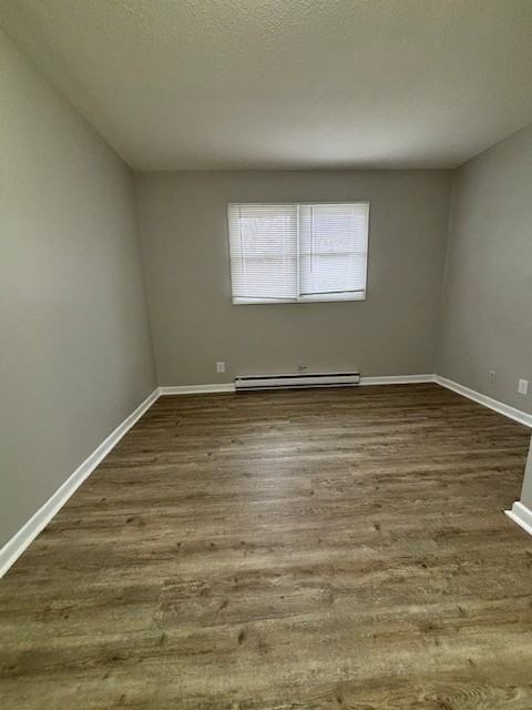 1729 Bancroft Avenue - Photo 7 of 8