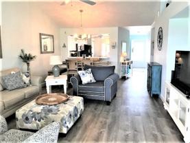 Naples 484 Belina - Photo 1 of 1