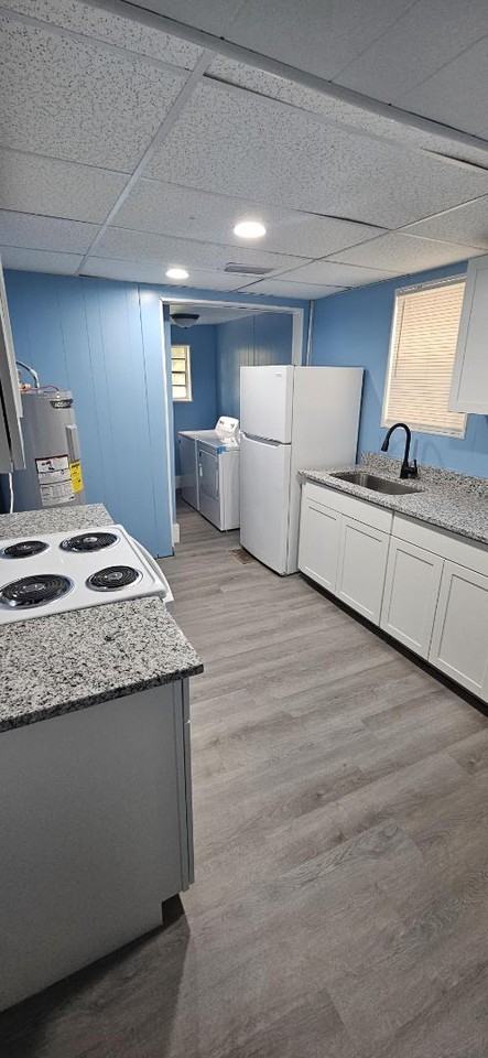 Hart Steet - Photo 2 of 3