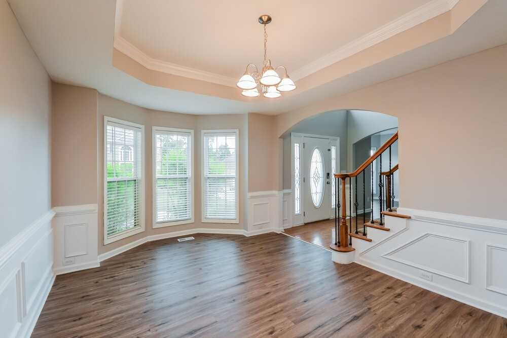 2408 Hyde Park Ct - Photo 6 of 17