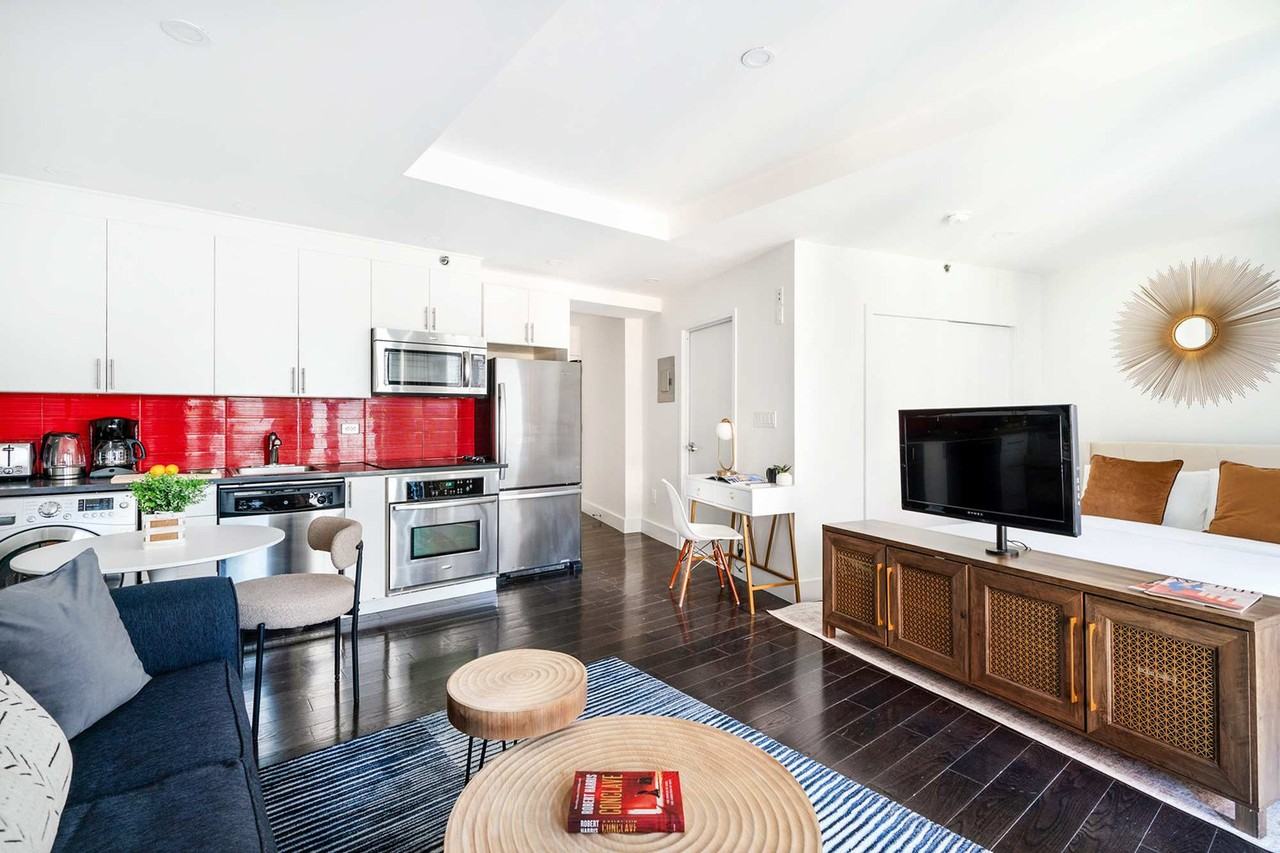 809 9th Avenue - Photo 2 of 21
