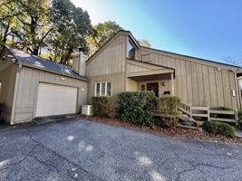 featured image of 208 Lamplighter Cir