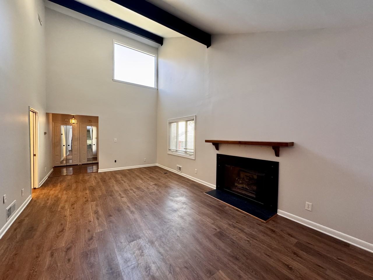 208 Lamplighter Cir - Photo 6 of 25