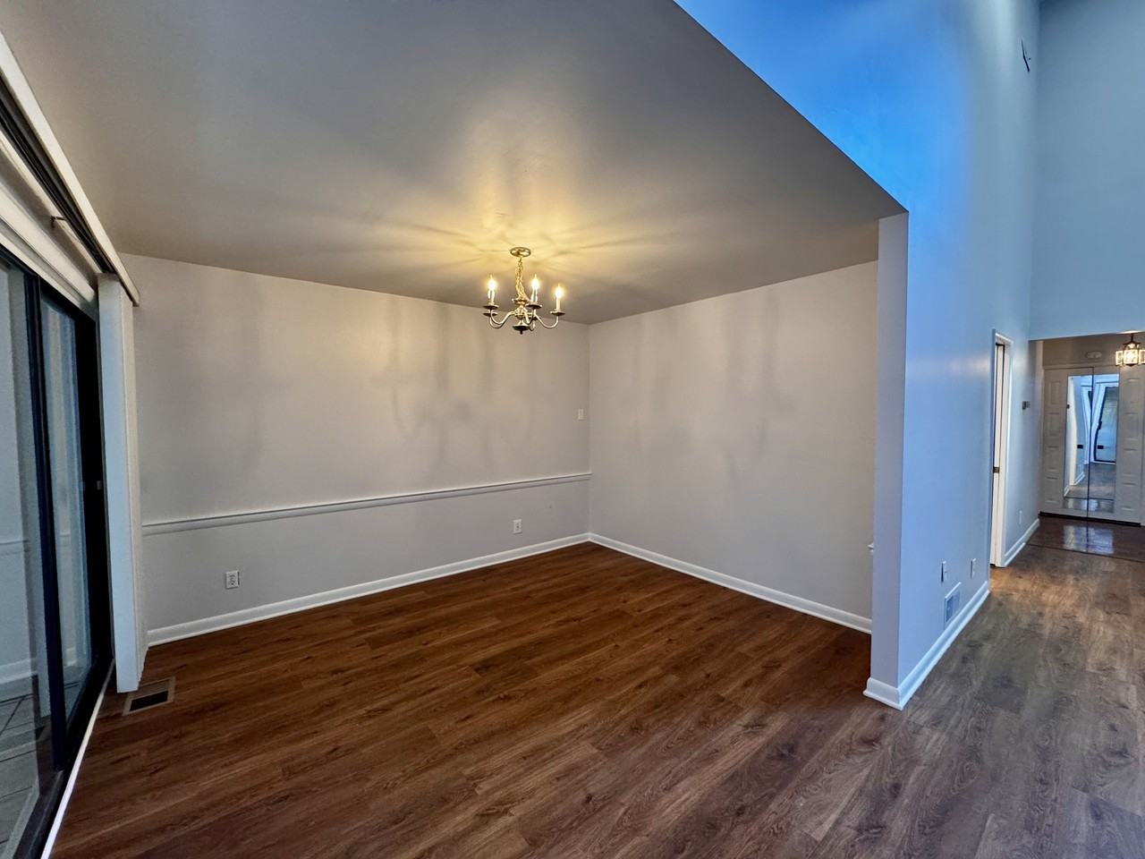 208 Lamplighter Cir - Photo 7 of 25
