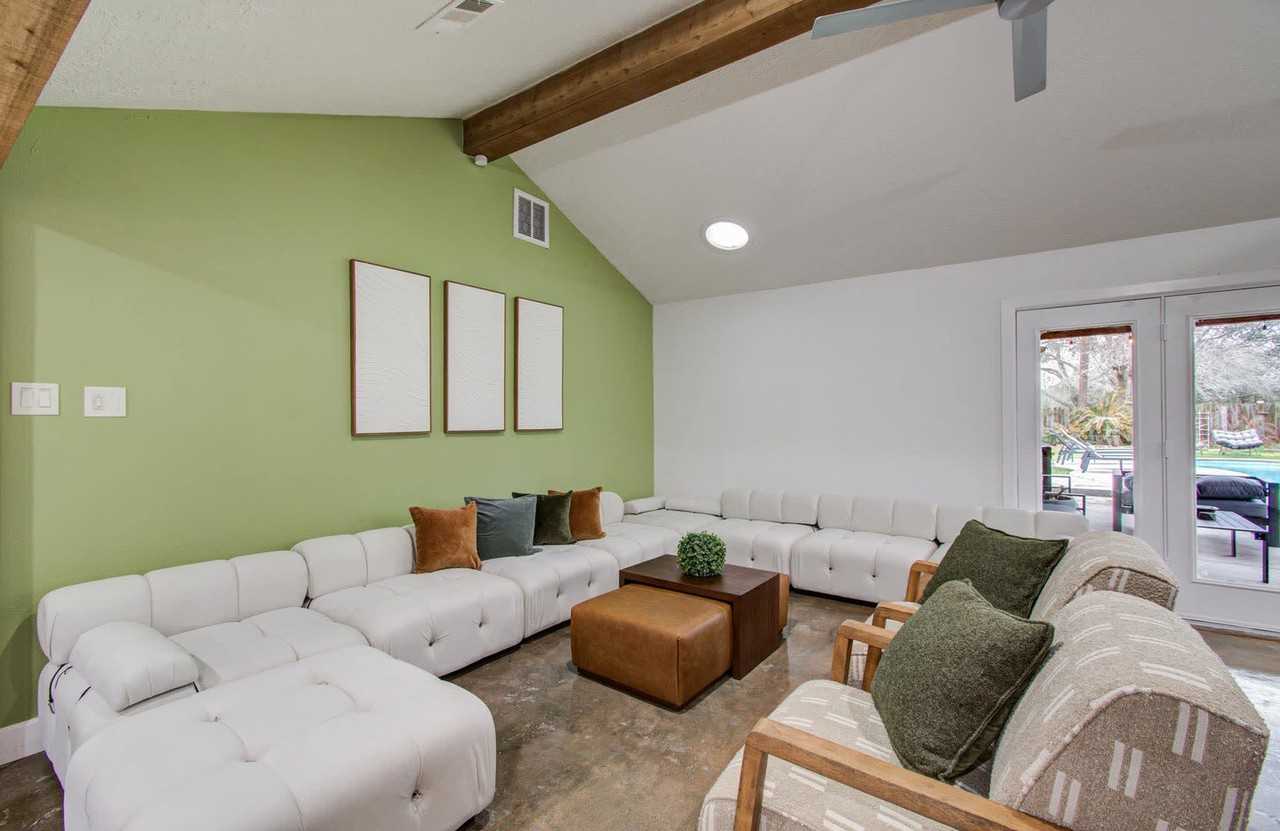 11714 Hillcroft Ave #1019510P - Photo 7 of 39