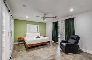 11714 Hillcroft Ave - Photo 1 of 1