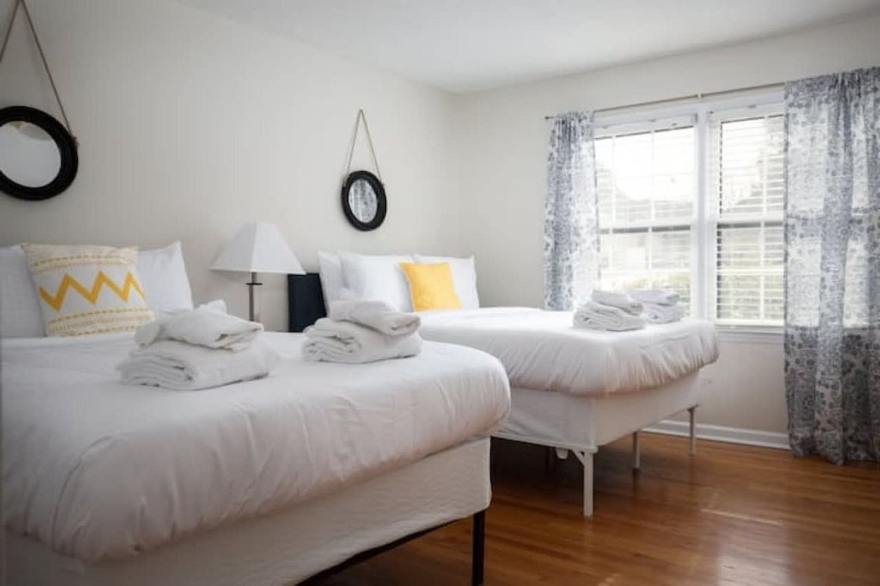 3309 Hillcrest Ln #1043908P - Photo 7 of 48