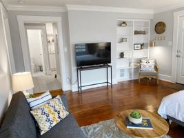 featured image of 1001 Hatch St