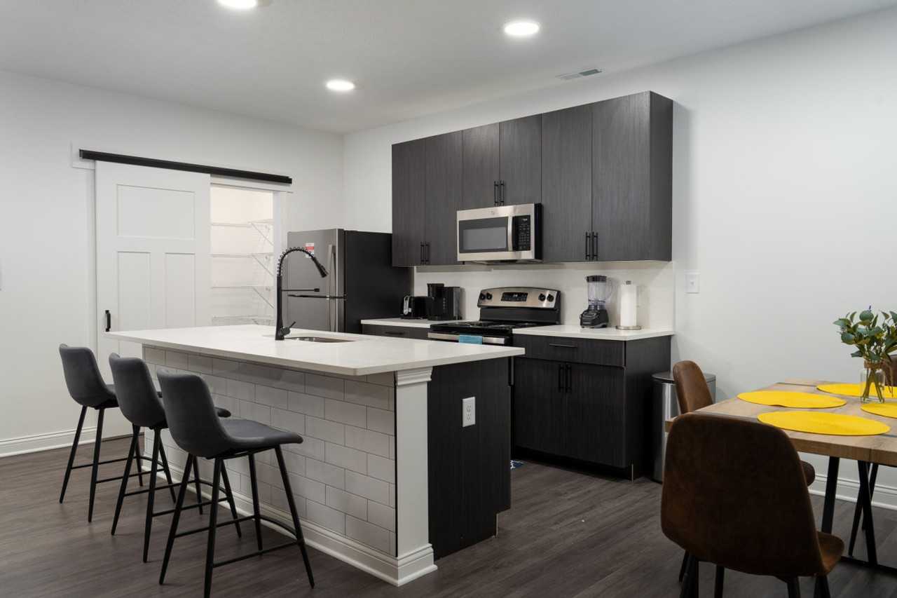 5718 Elevated Way #1058527P - Photo 7 of 33