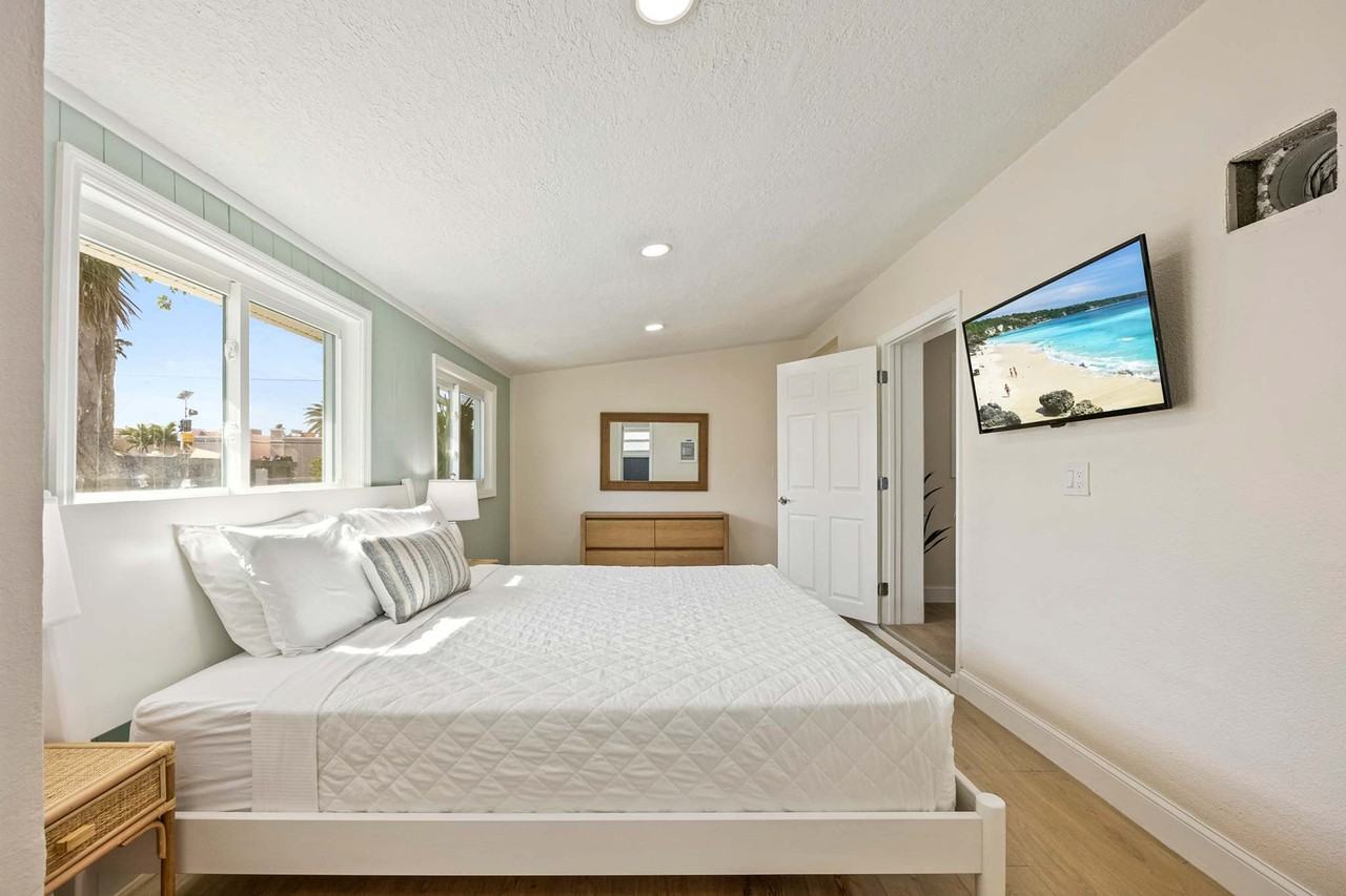 637 South Orlando Avenue - Photo 6 of 46