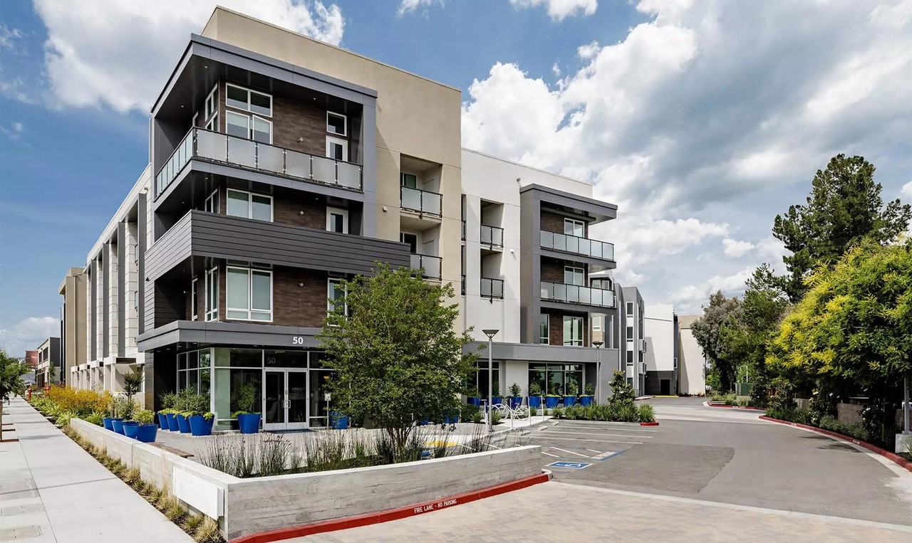 54 Saratoga Ave #1071856P - Photo 2 of 11