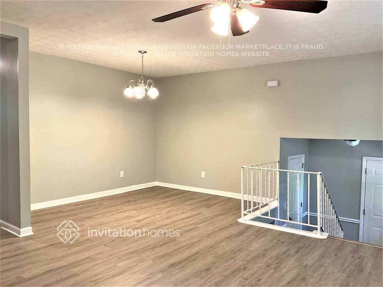 2986 Clearbrook Dr - Photo 3 of 15