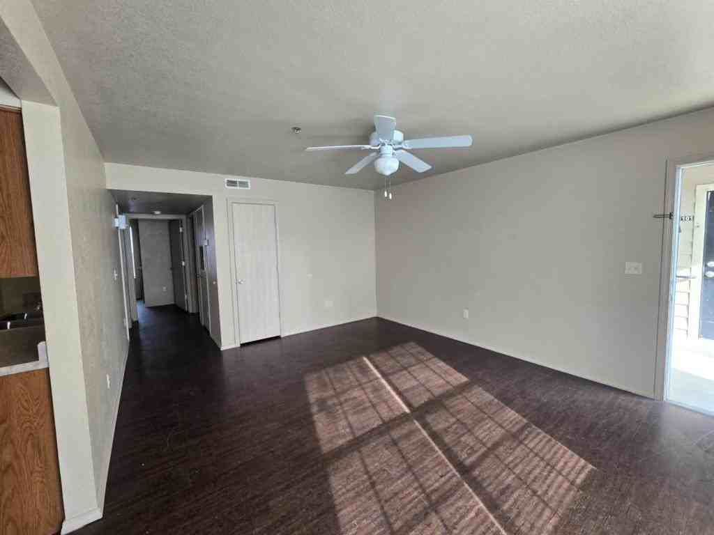 6400 Massard Rd - Photo 2 of 7