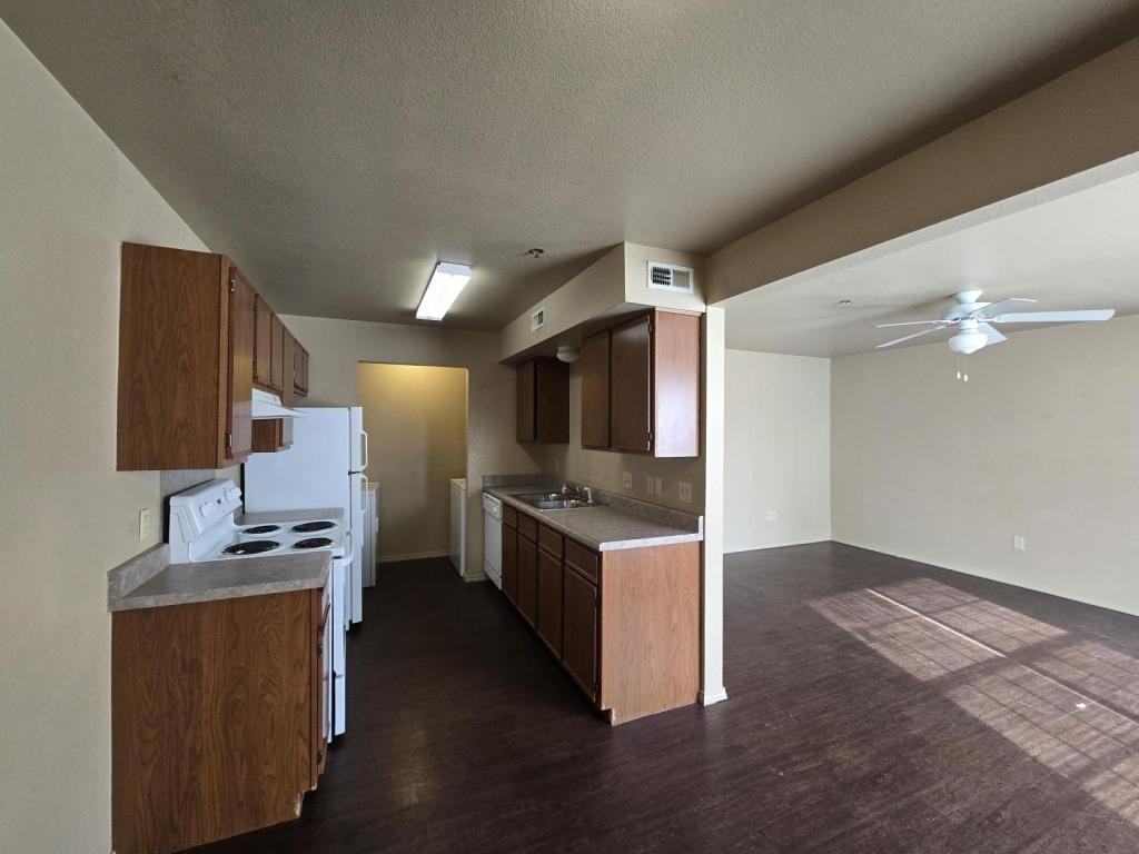 6400 Massard Rd - Photo 3 of 7