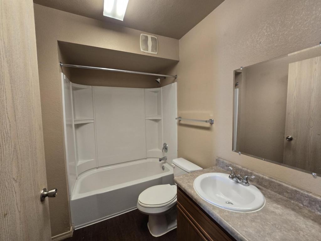 6400 Massard Rd - Photo 6 of 7