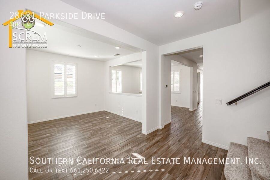 28631 Parkside Dr - Photo 3 of 36